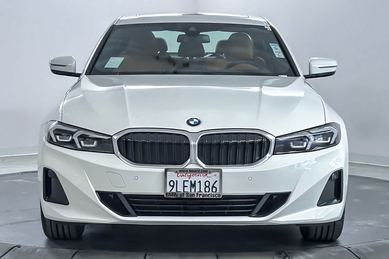 Used 2024 BMW 330i Sedan w/ Premium Package RWD image 10