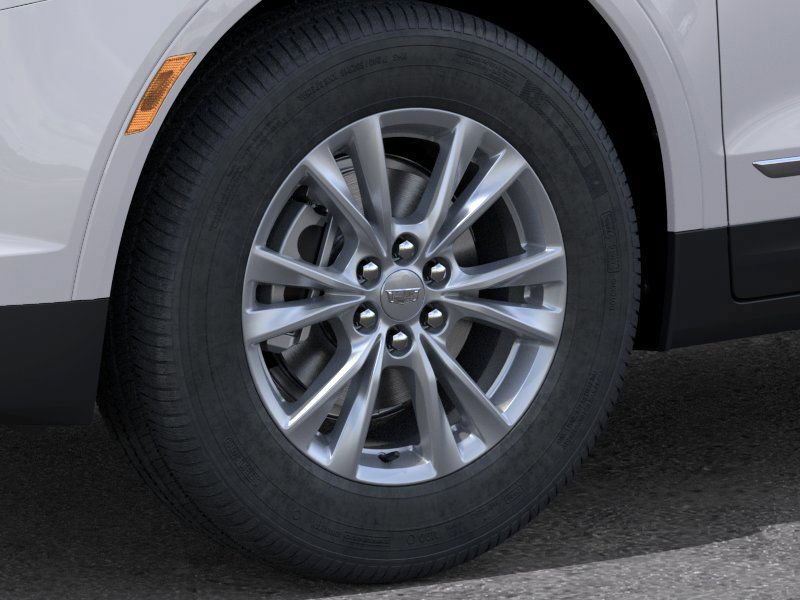 New 2025 Cadillac XT5 Luxury FWD image 9