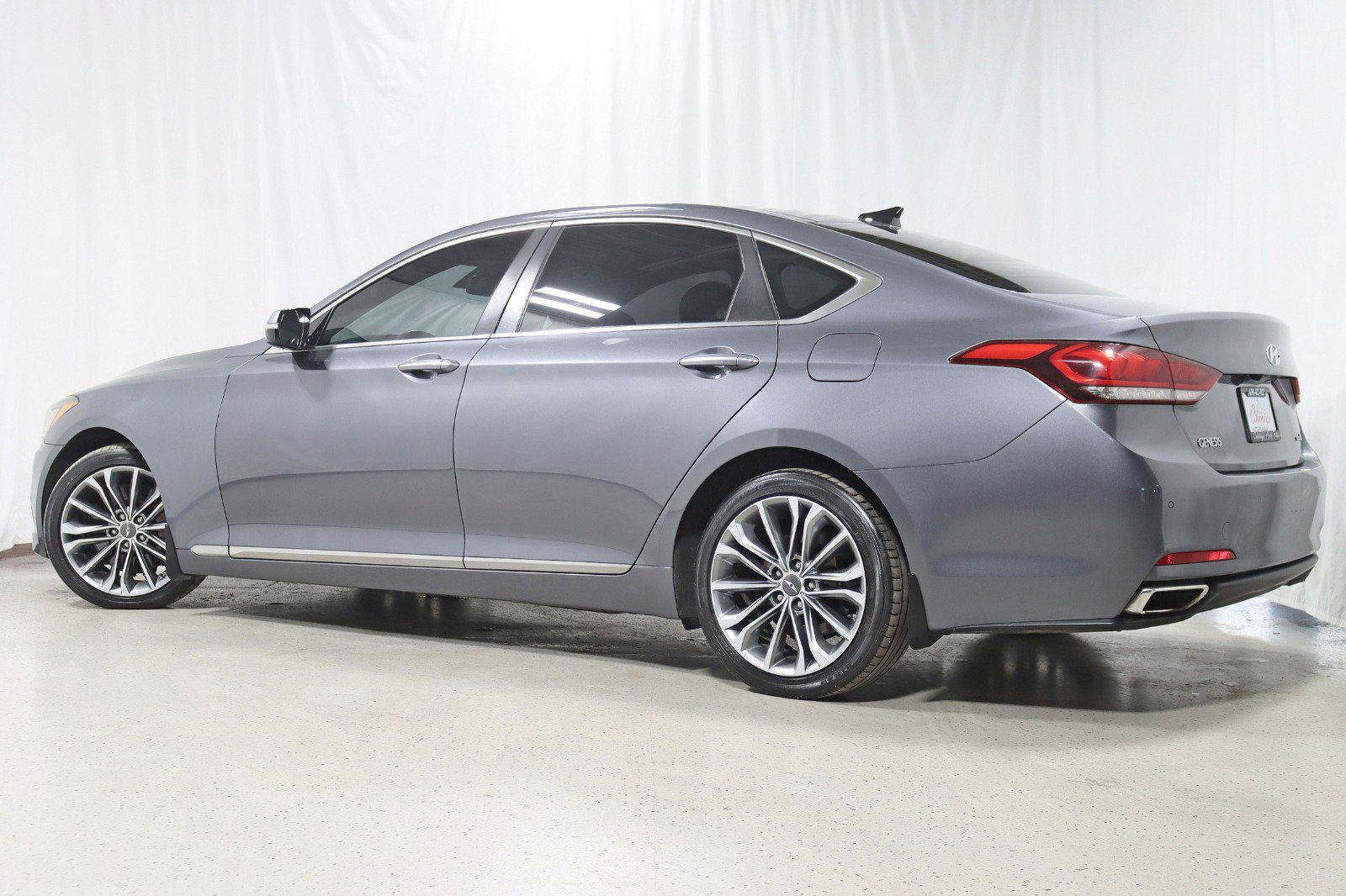 Used 2015 Hyundai Genesis 3.8 w/ Option Group 03 image 9