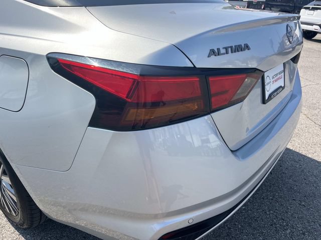 Certified 2024 Nissan Altima 2.5 SV FWD image 10