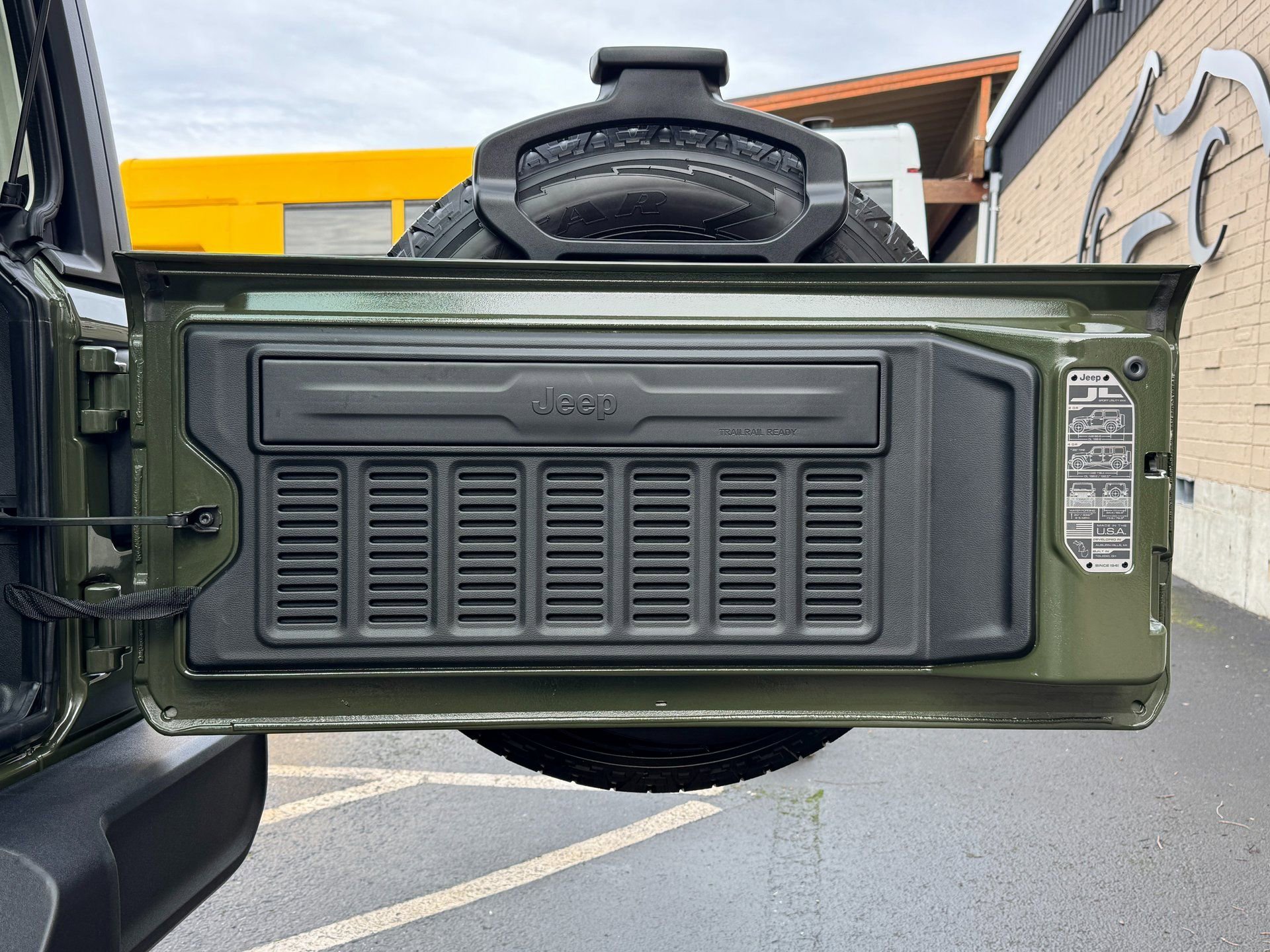 Used 2021 Jeep Wrangler Sport image 18