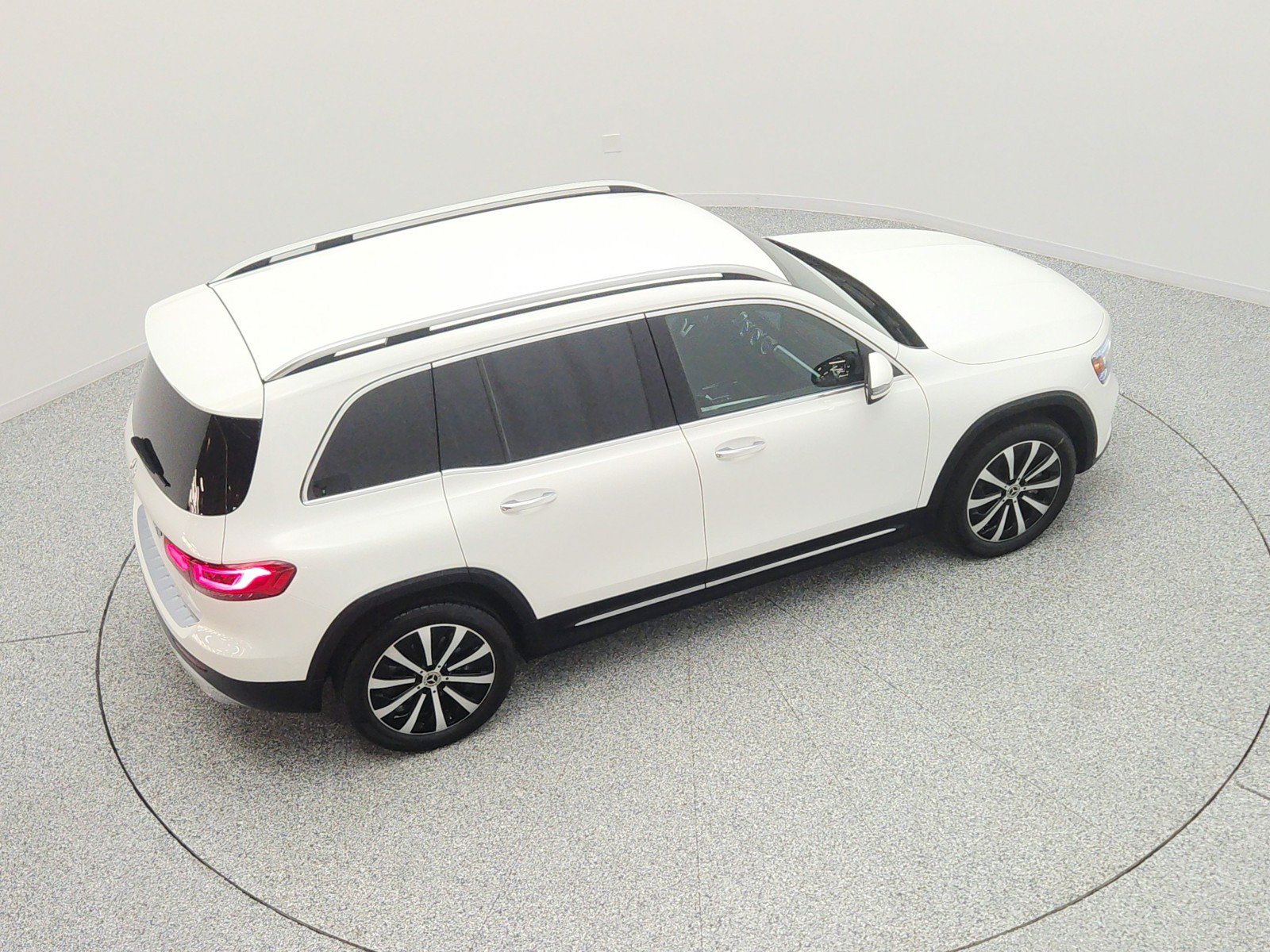 Used 2022 Mercedes-Benz GLB 250 image 26