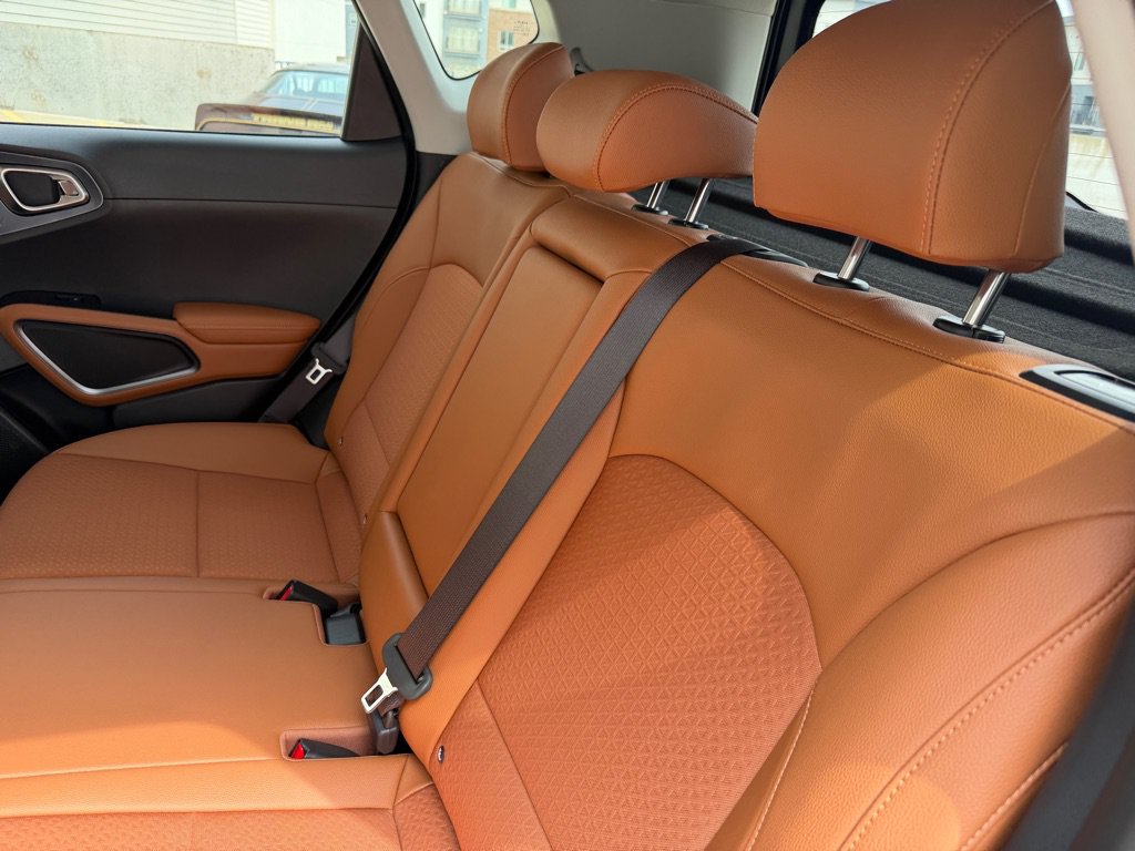 Used 2025 Kia Soul EX FWD image 18
