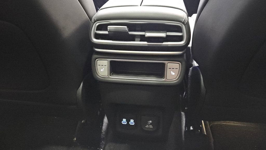 Used 2025 Genesis GV80 3.5T Advanced image 14