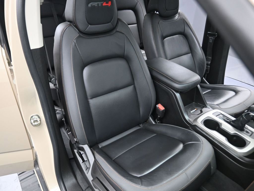 Used 2022 GMC Canyon AT4 image 12