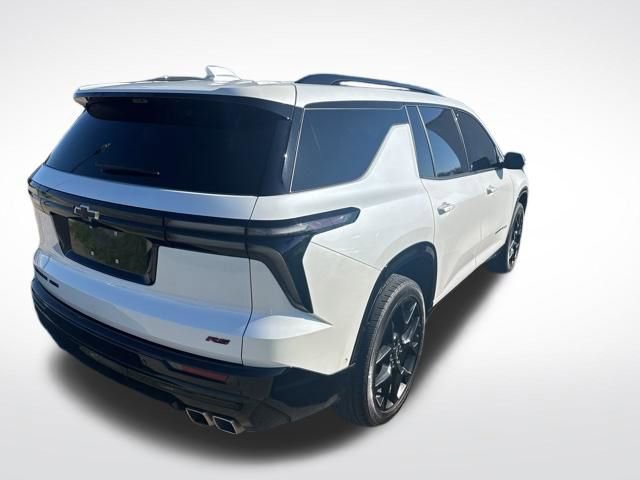 Used 2024 Chevrolet Traverse RS w/ LPO, Floor Liner Package AWD/4WD image 5