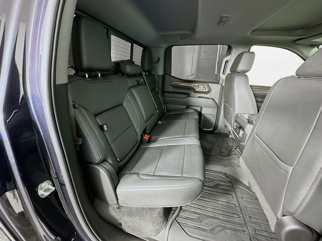 Used 2023 GMC Sierra 1500 SLT AWD/4WD image 27