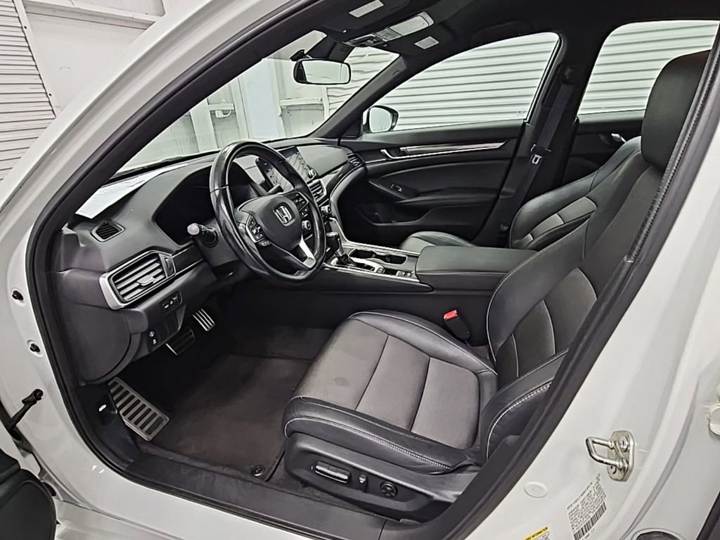 Used 2020 Honda Accord Sport image 11