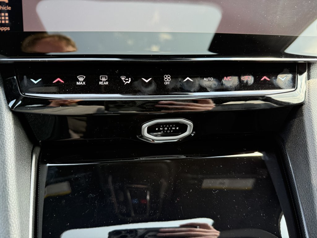 New 2026 Jeep Grand Cherokee Limited AWD/4WD image 26