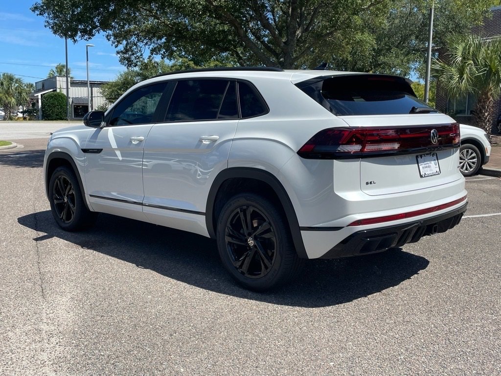 New 2026 Volkswagen Atlas Cross Sport SEL R-Line image 24