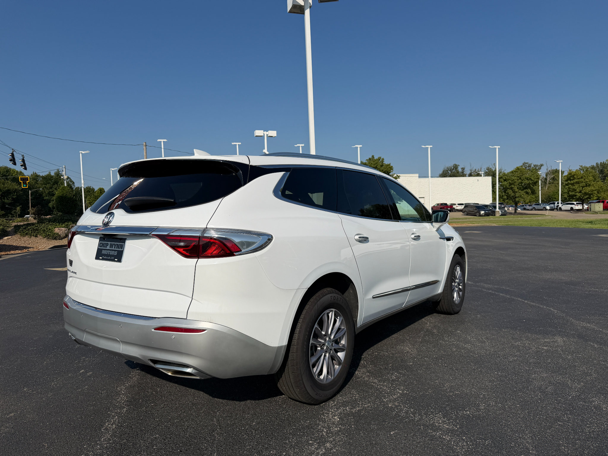 Used 2024 Buick Enclave Premium FWD image 7