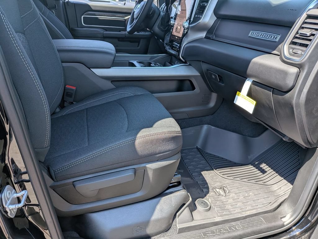 New 2026 RAM 2500 Big Horn AWD/4WD image 30