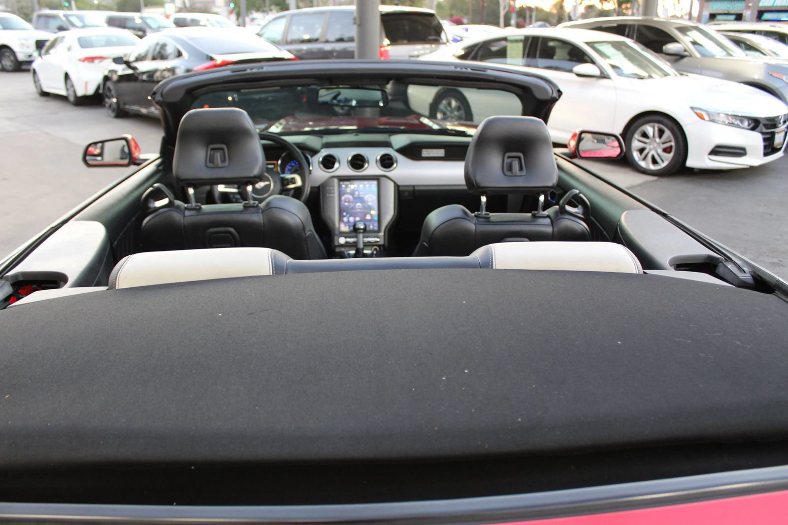 Used 2015 Ford Mustang Premium RWD image 37