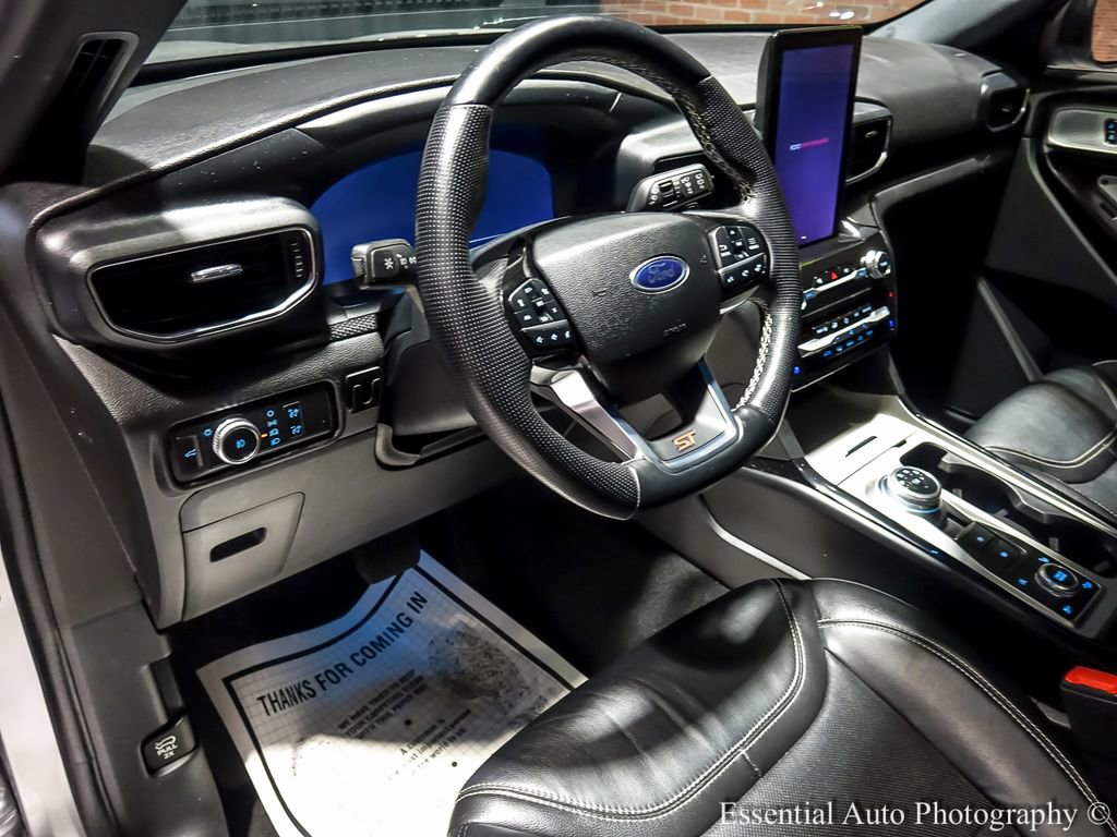 Used 2021 Ford Explorer ST w/ ST Street Pack image 14