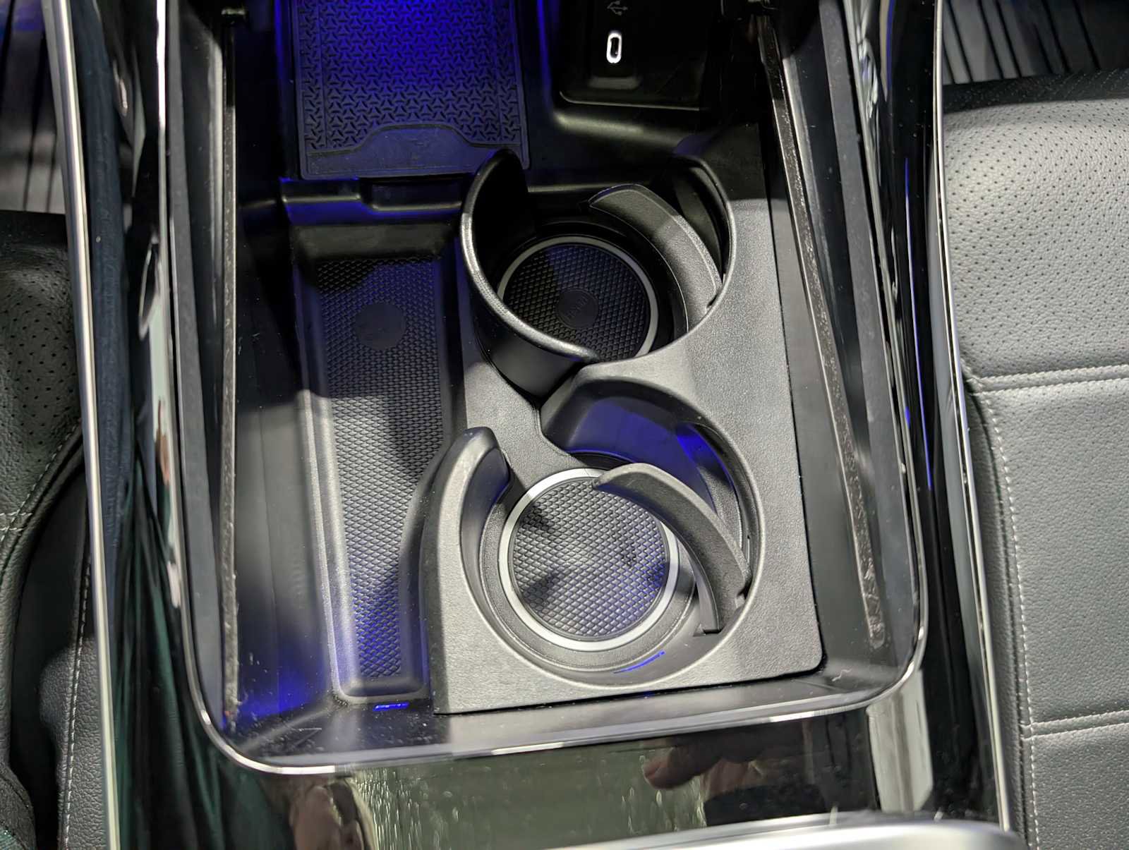 Certified 2025 Mercedes-Benz GLC 300 GLC 300 image 28