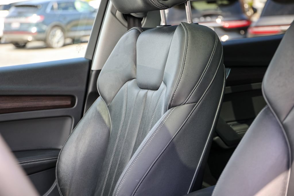 Used 2024 Audi Q5 2.0T Premium Plus AWD/4WD image 29