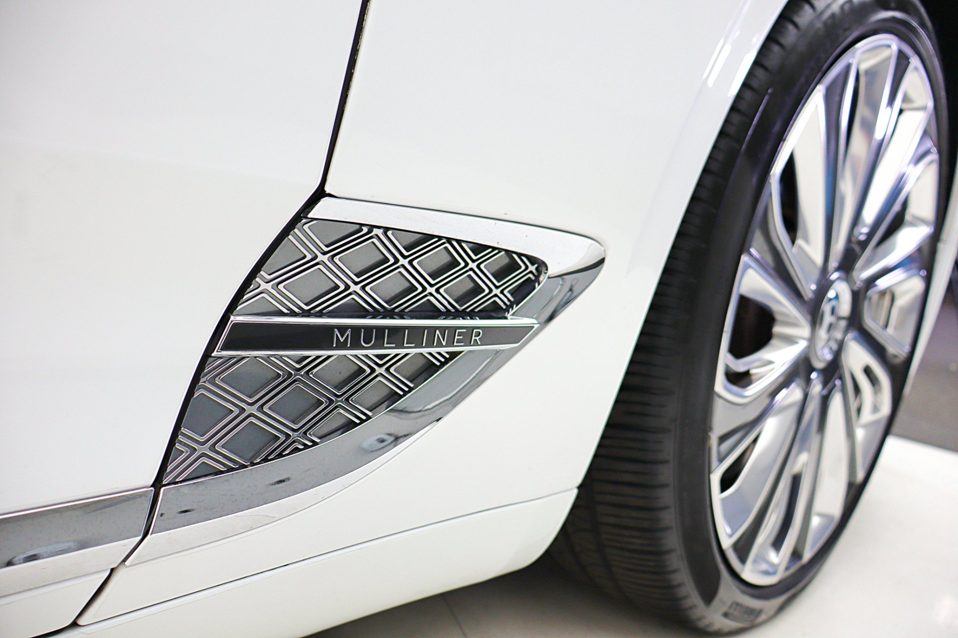Certified 2022 Bentley Continental GT Mulliner AWD/4WD image 16
