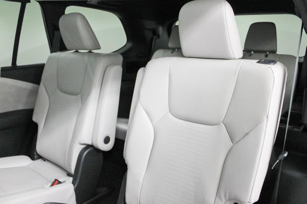 Used 2025 Lexus TX 350 AWD w/ Technology Package image 25