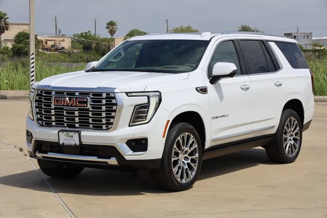 New 2026 GMC Yukon Denali w/ Denali Reserve Package image 3