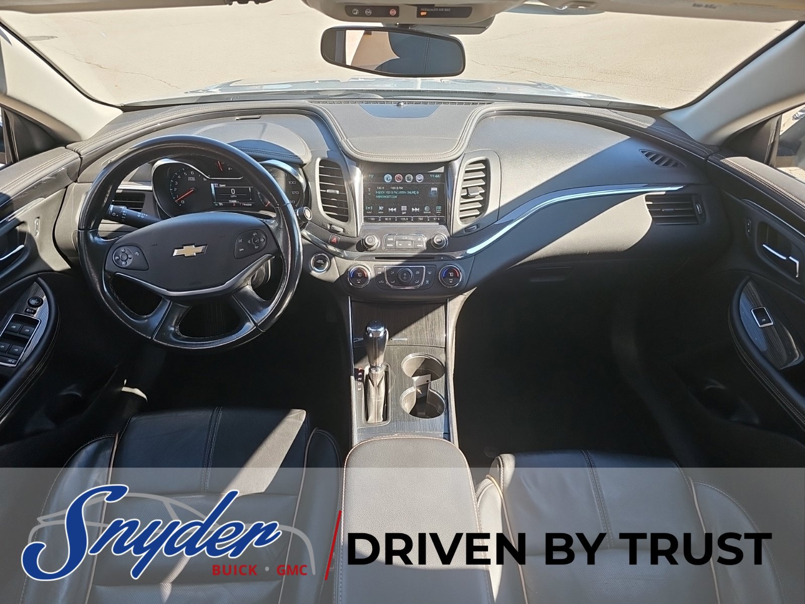 Used 2017 Chevrolet Impala Premier FWD image 9