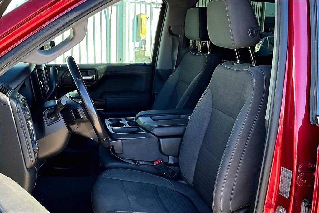 Used 2019 Chevrolet Silverado 1500 LT w/ Texas Edition image 32