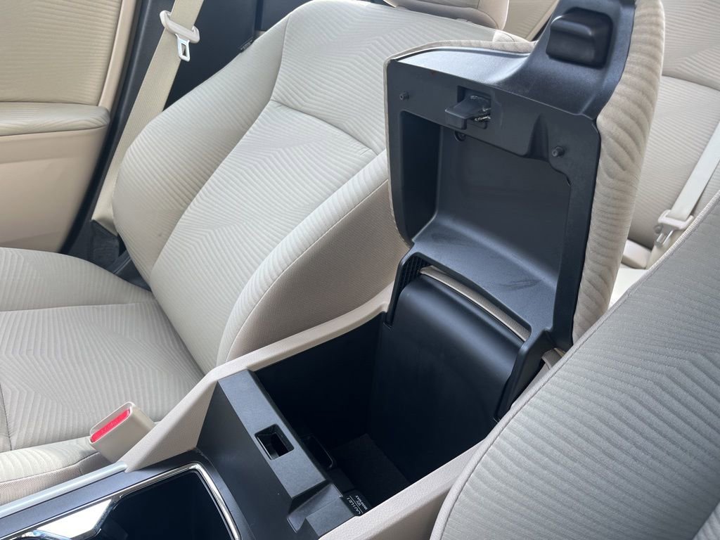 Used 2015 Honda Accord LX image 29