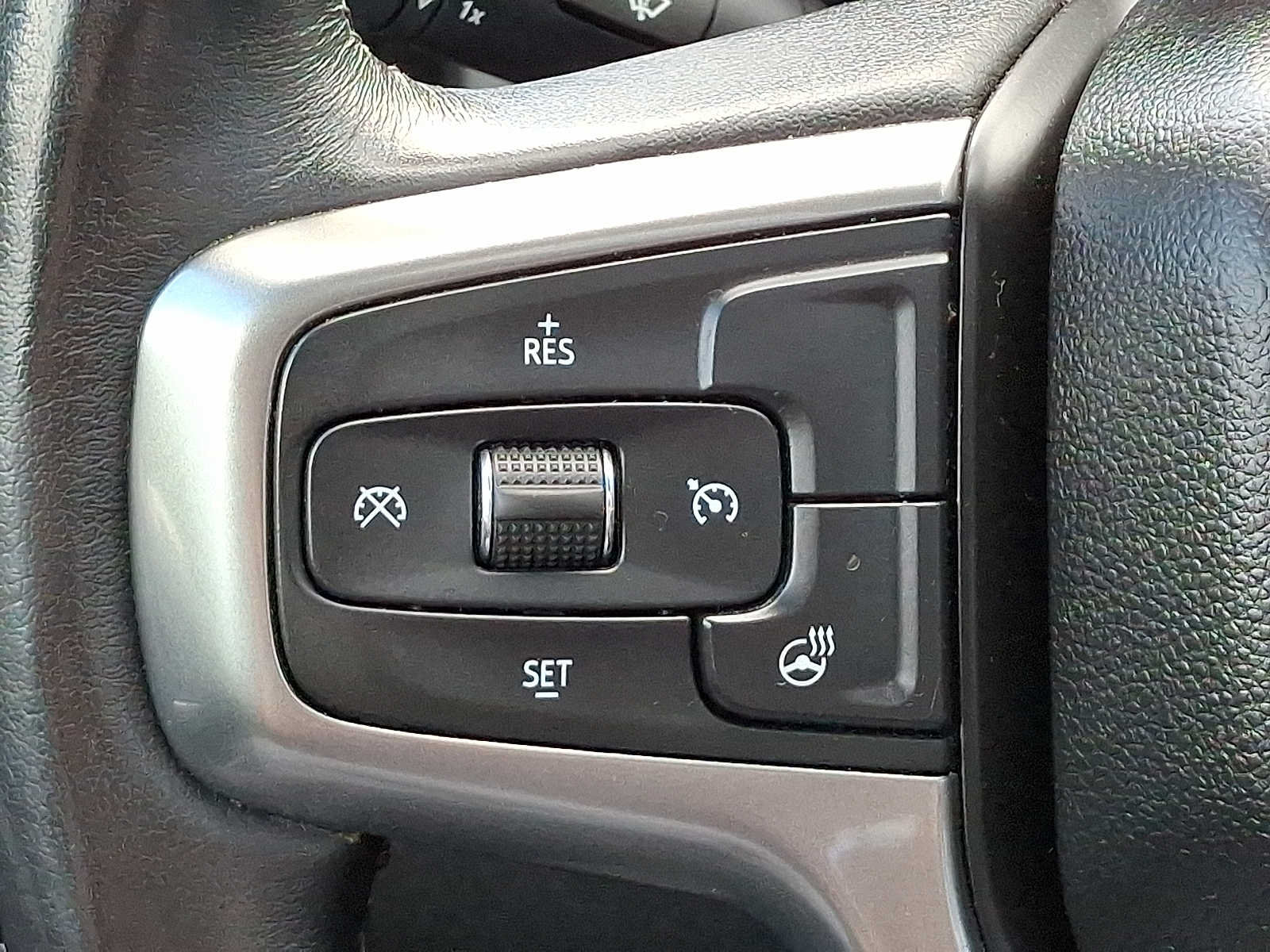 Used 2019 Chevrolet Silverado 1500 LTZ w/ LTZ Plus Package AWD/4WD image 22