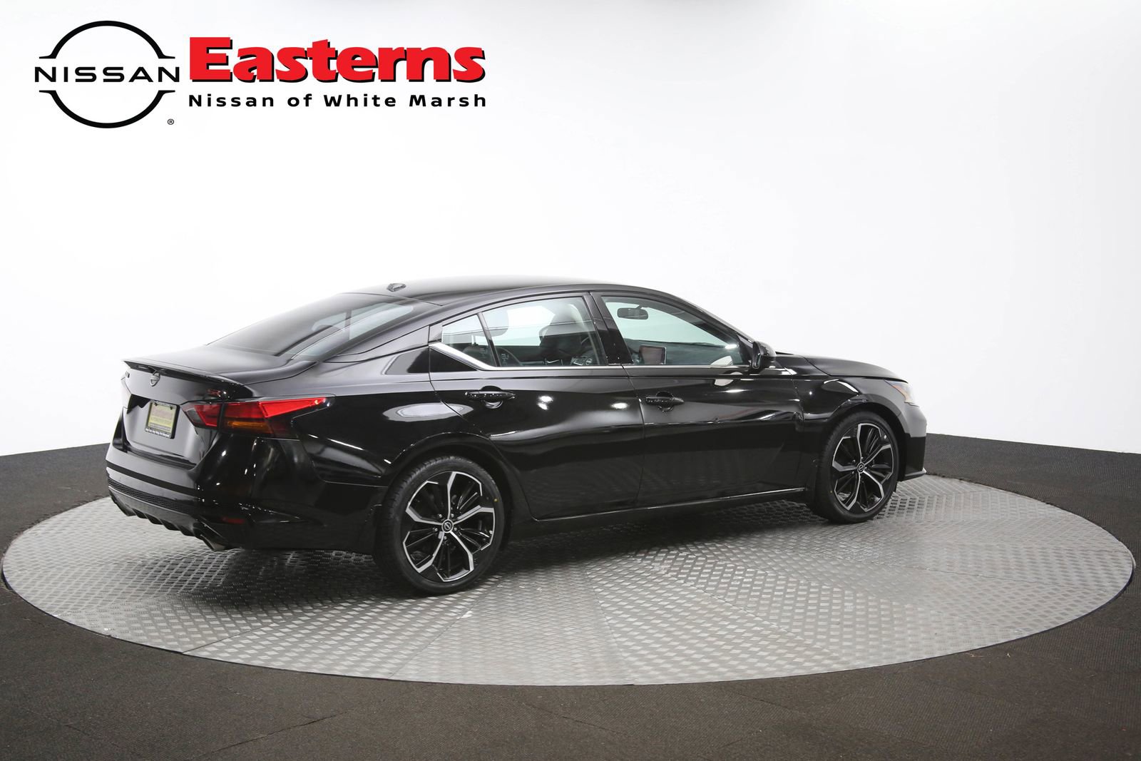 Used 2023 Nissan Altima 2.5 SR image 61