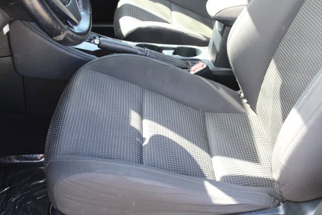 Used 2017 Toyota Corolla iM w/ Carpet Mat Package FWD image 23