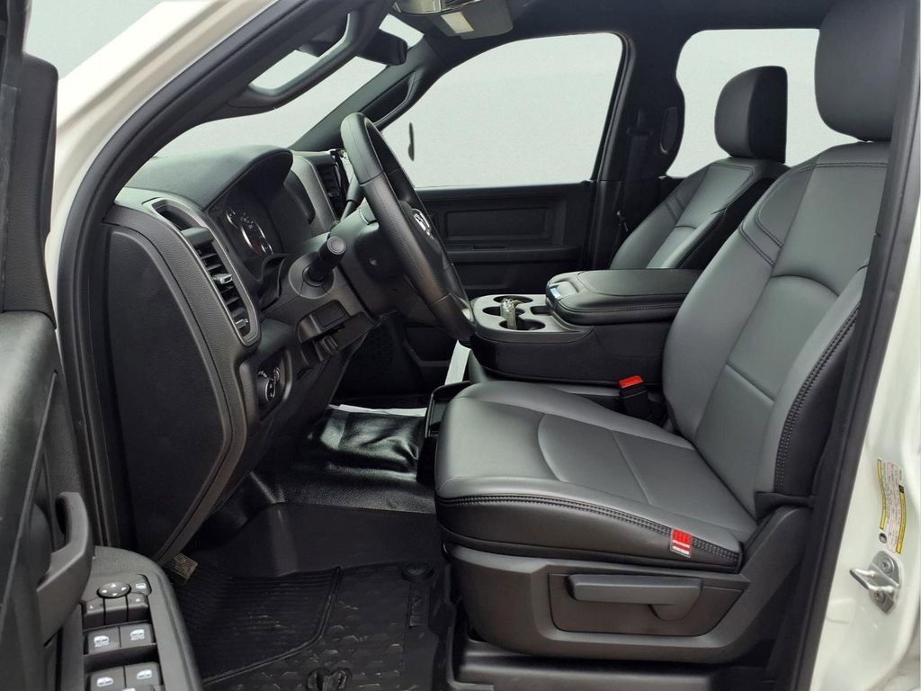 New 2026 RAM 3500 Tradesman AWD/4WD image 8