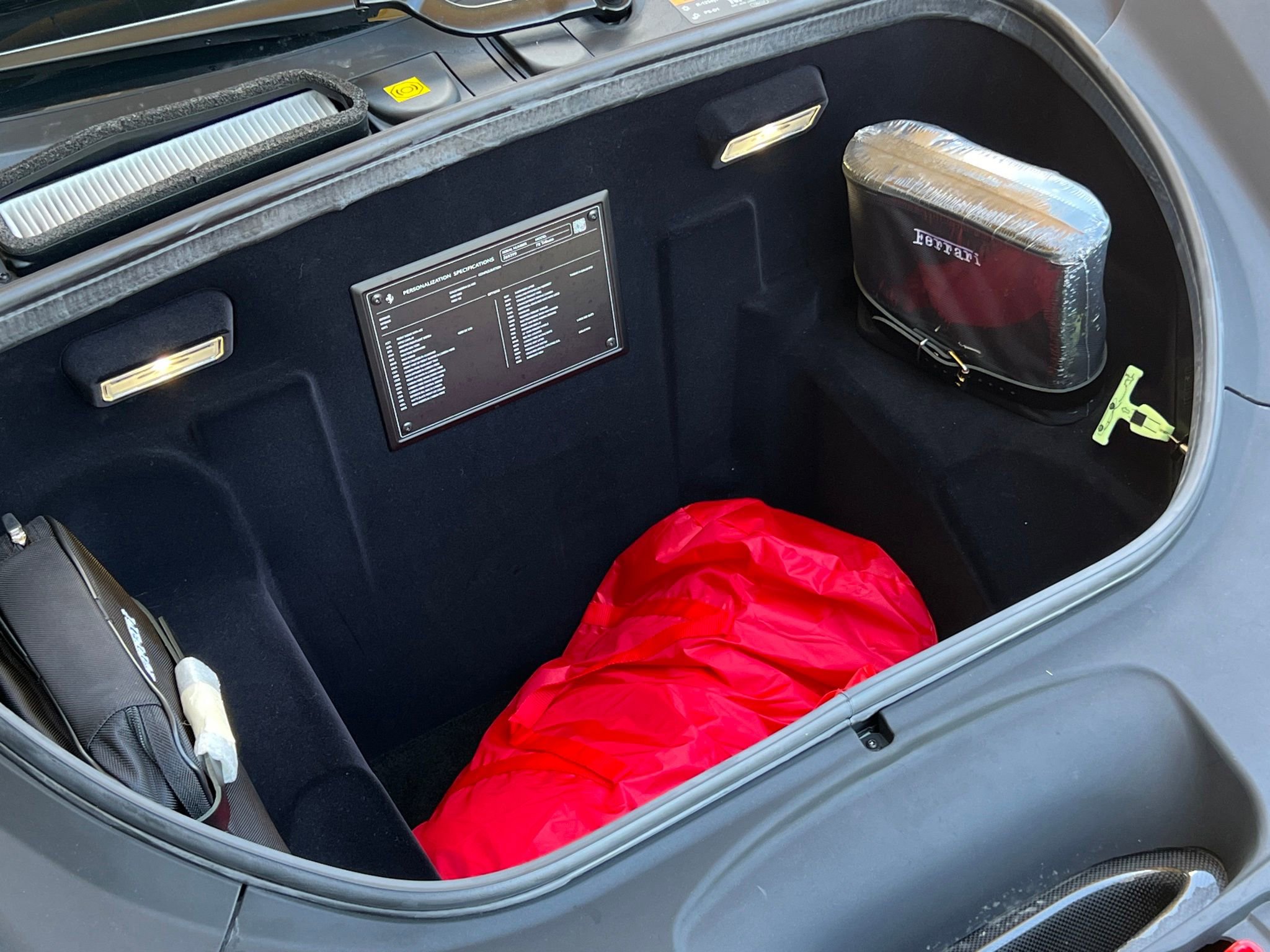 Used 2022 Ferrari F8 Tributo RWD image 48