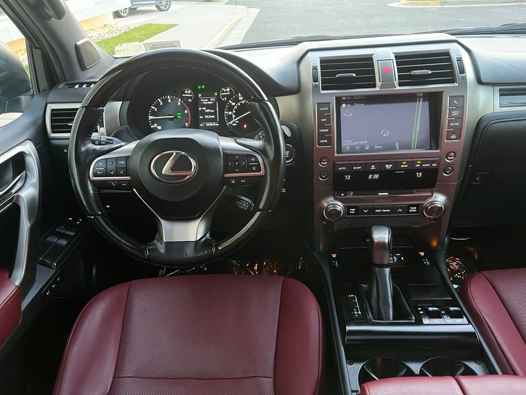 Used 2021 Lexus GX 460 Premium w/ Premium Package AWD/4WD image 17