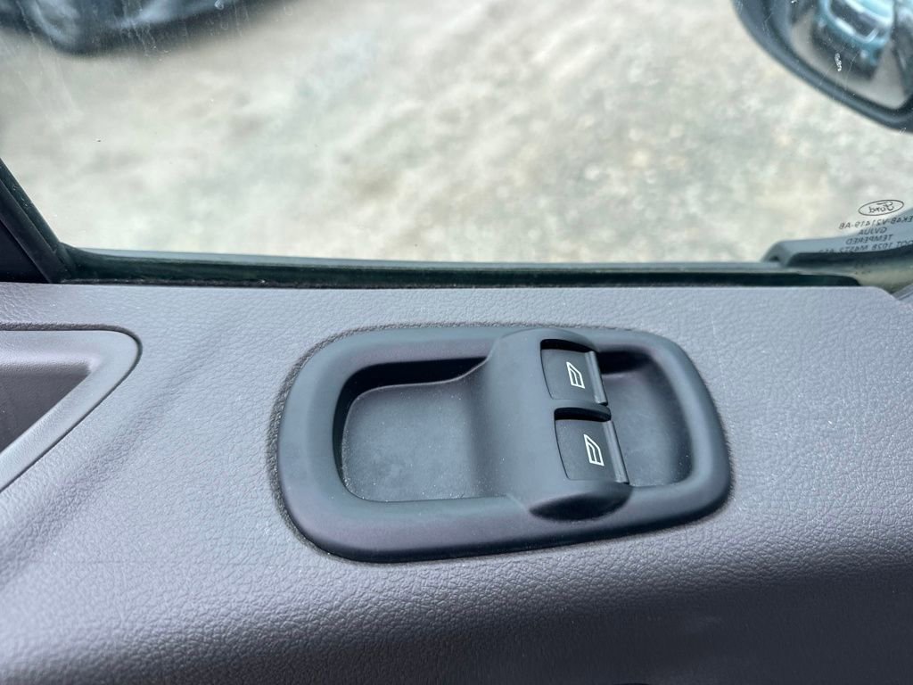 Used 2023 Ford Transit 350 XLT image 45