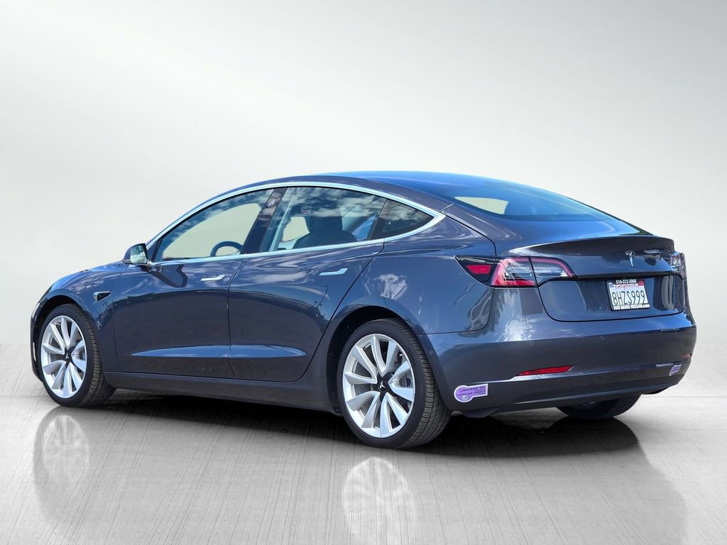 Used 2018 Tesla Model 3 Mid Range image 6