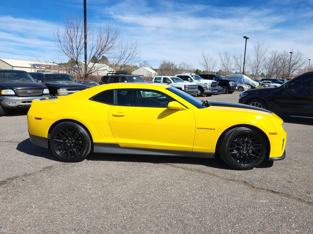 Used 2010 Chevrolet Camaro SS image 3