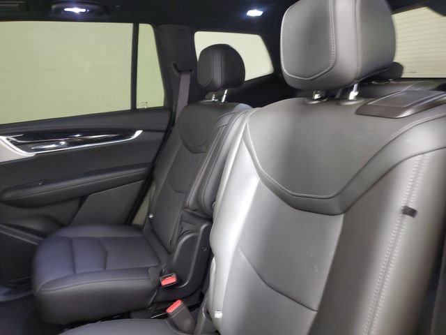 Used 2023 Cadillac XT6 Premium Luxury w/ Technology Package image 14