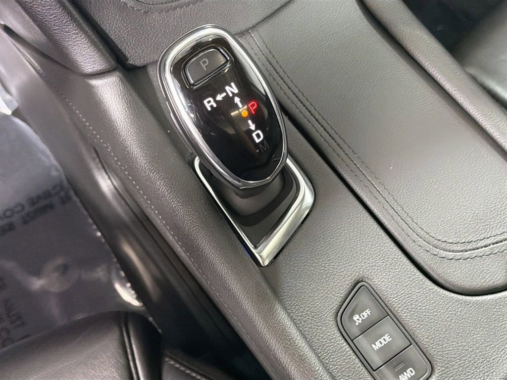 Used 2019 Cadillac XT5 Premium Luxury w/ Driver Assist Package AWD/4WD image 19