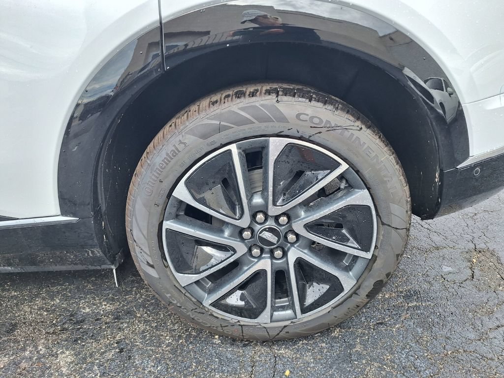 New 2027 Cadillac Optiq Premium Sport RWD image 24