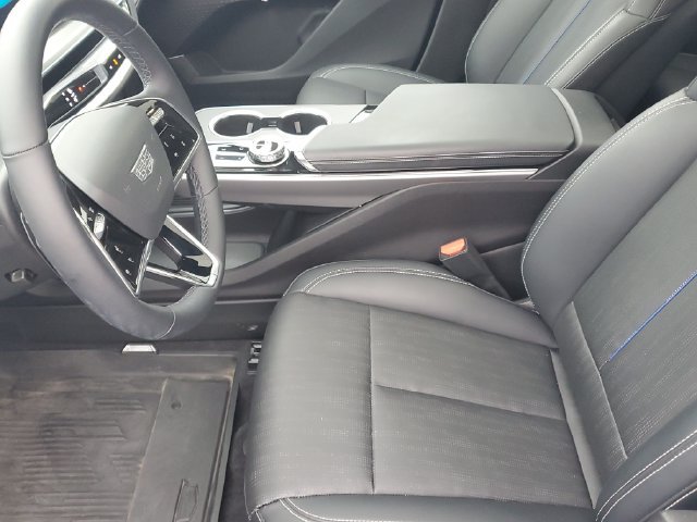 Used 2024 Cadillac Lyriq Sport w/ LPO, Floor Liner Package AWD/4WD image 12