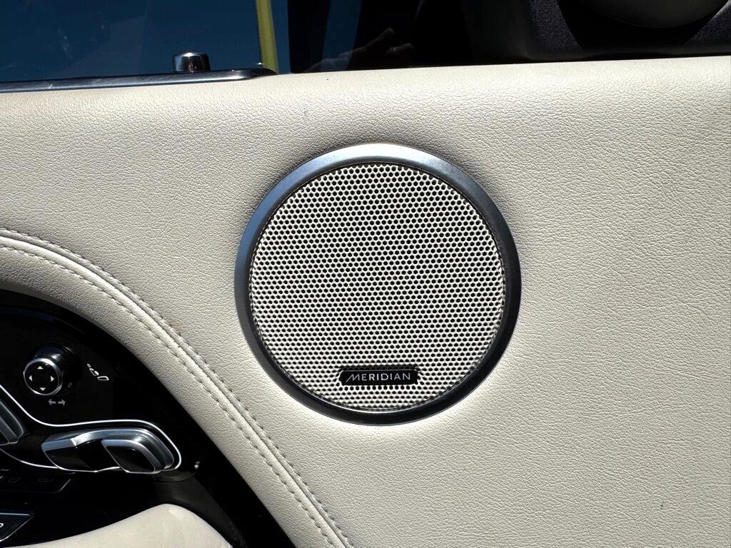 Used 2018 Land Rover Range Rover Supercharged image 27