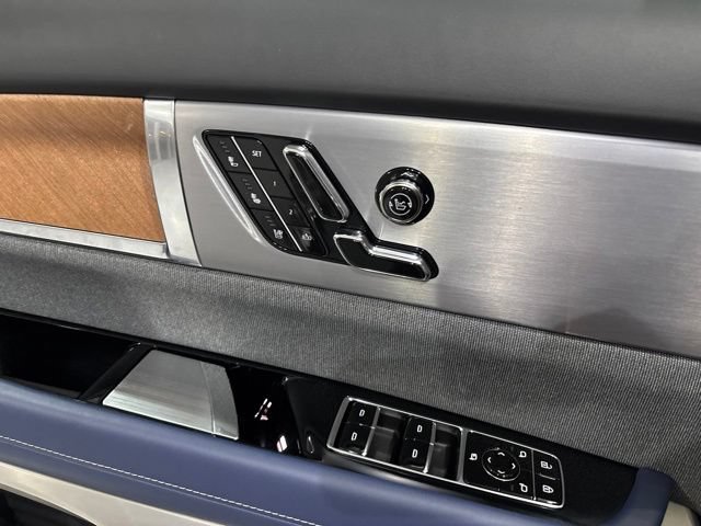 Certified 2026 Cadillac Vistiq Premium Luxury AWD/4WD image 15