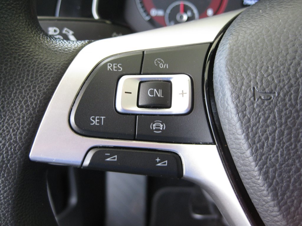 Used 2019 Volkswagen Jetta S image 14