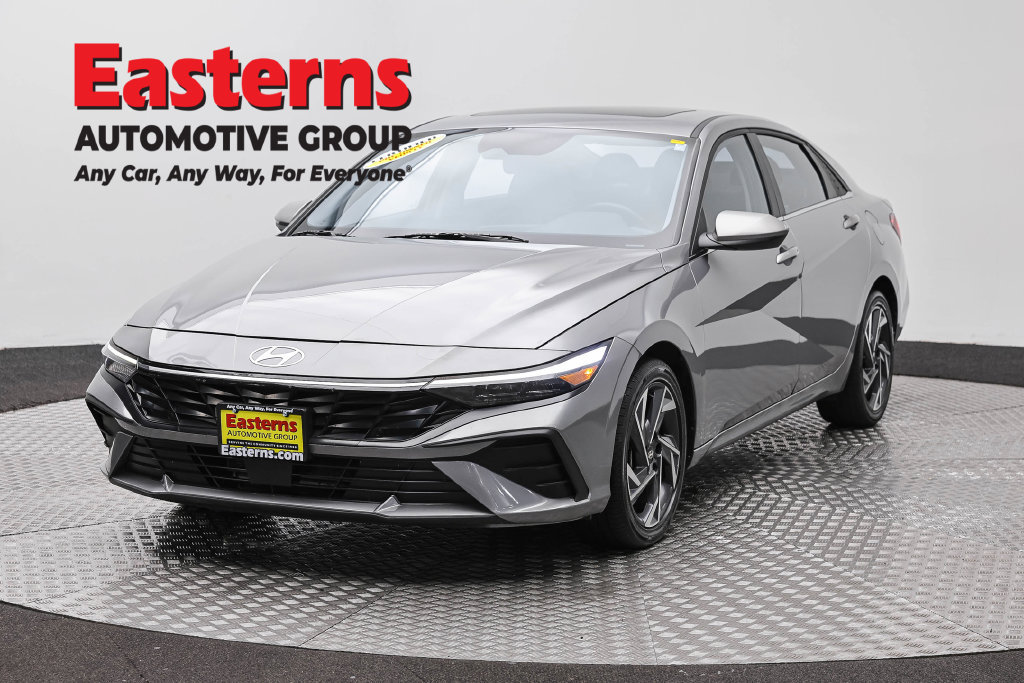 Used 2025 Hyundai Elantra SEL