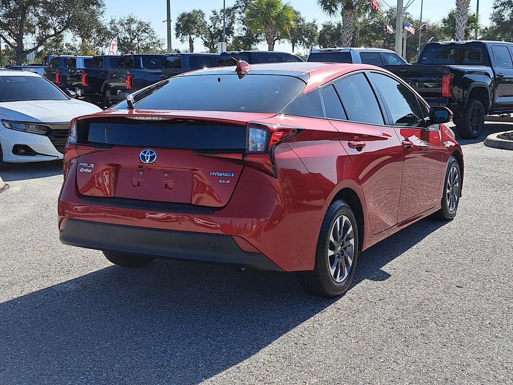 Certified 2021 Toyota Prius XLE w/ Premium Convenience Package image 3
