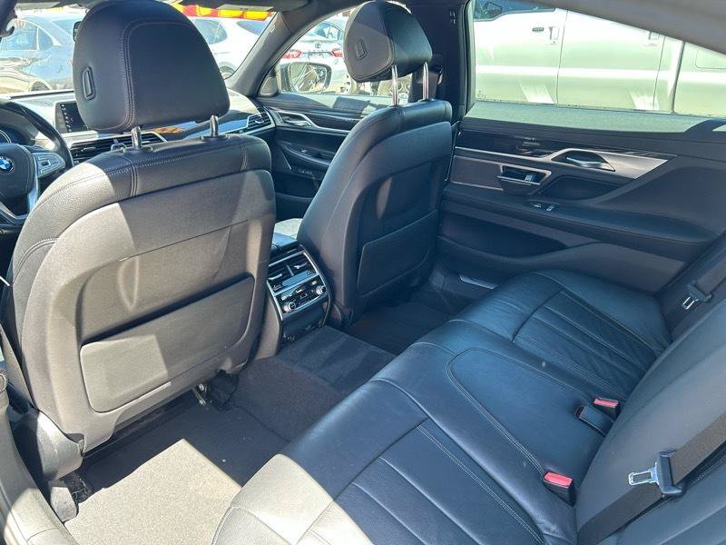 Used 2018 BMW 740i RWD image 14
