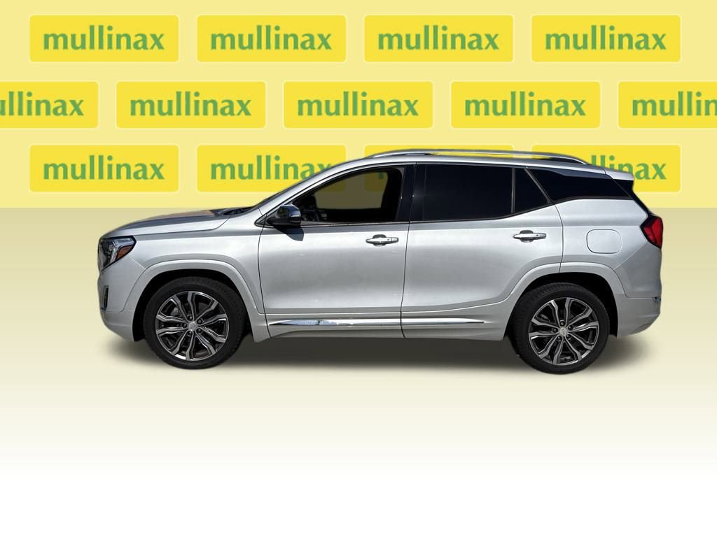 Used 2019 GMC Terrain Denali w/ Comfort Package image 12