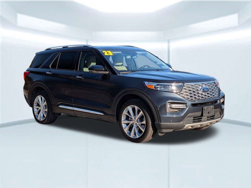 Used 2023 Ford Explorer Platinum w/ Technology Package image 8