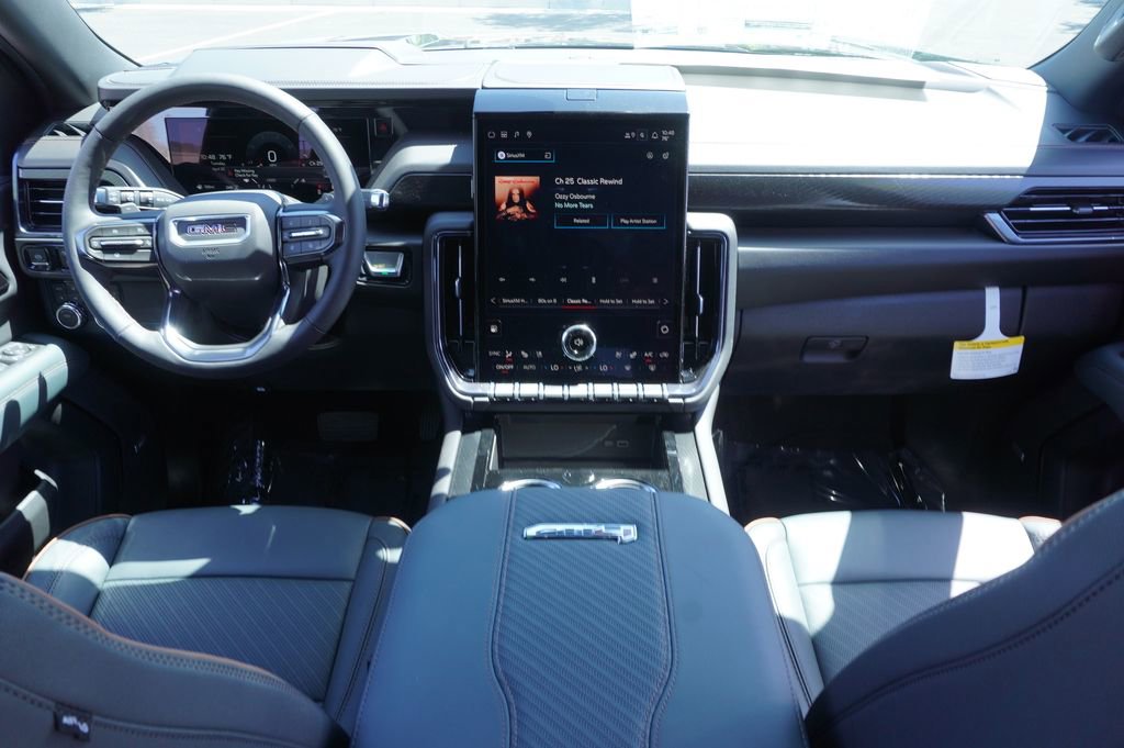 New 2026 GMC Yukon AT4 AWD/4WD image 12