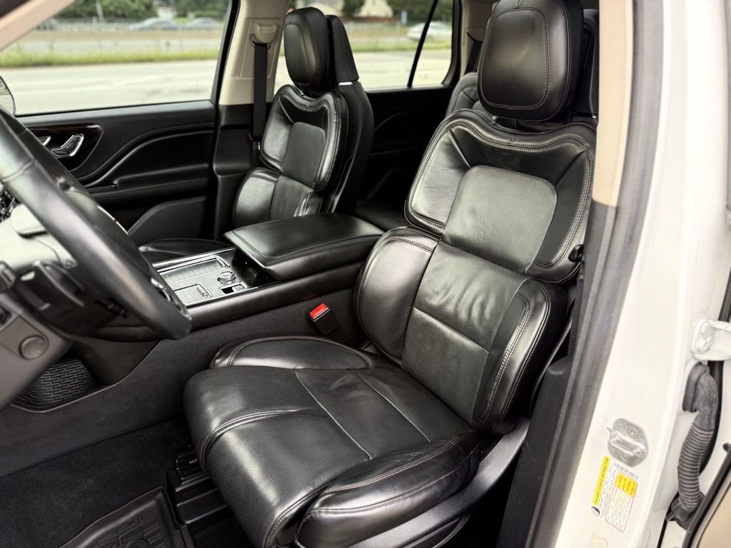 Used 2021 Lincoln Aviator Reserve w/ Equipment Group 202A AWD/4WD image 28