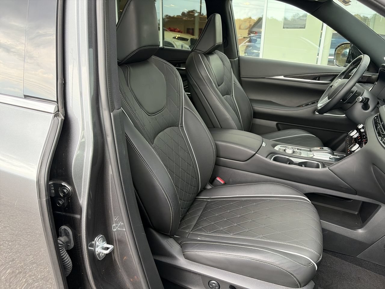 Used 2022 INFINITI QX60 Autograph w/ Cargo Package AWD/4WD image 38